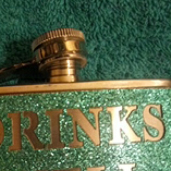 Metal Drink Carrier - Picture 2 of 2